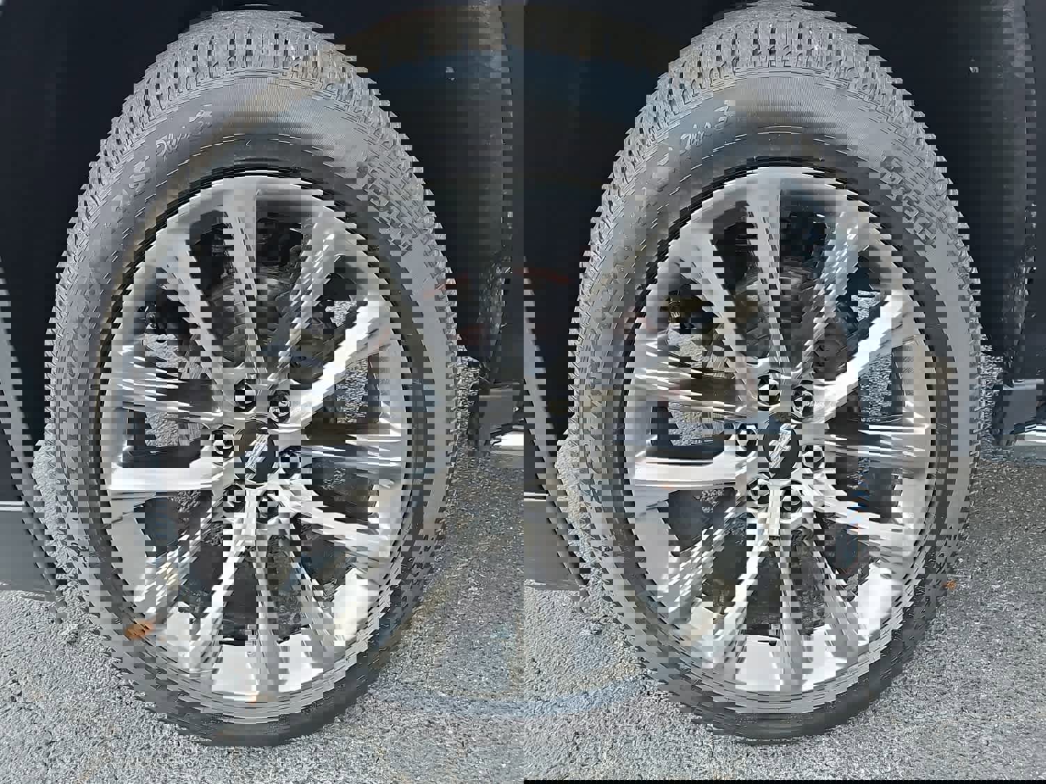 Used 2019 Cadillac Escalade Luxury w/ Escalade Sport Edition image 12