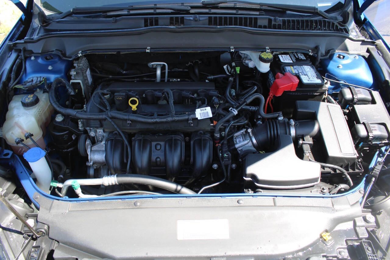 Used 2017 Ford Fusion SE w/ Fusion SE Technology Package FWD image 21