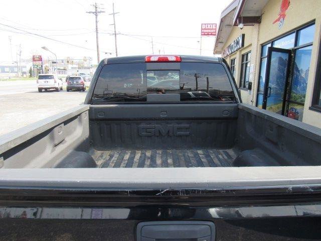 Used 2017 GMC Sierra 1500 SLT AWD/4WD image 10