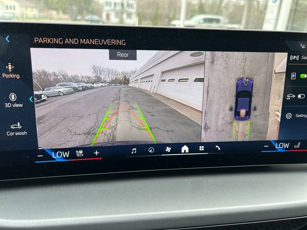 Used 2025 BMW 230i xDrive Coupe w/ Premium Package image 13