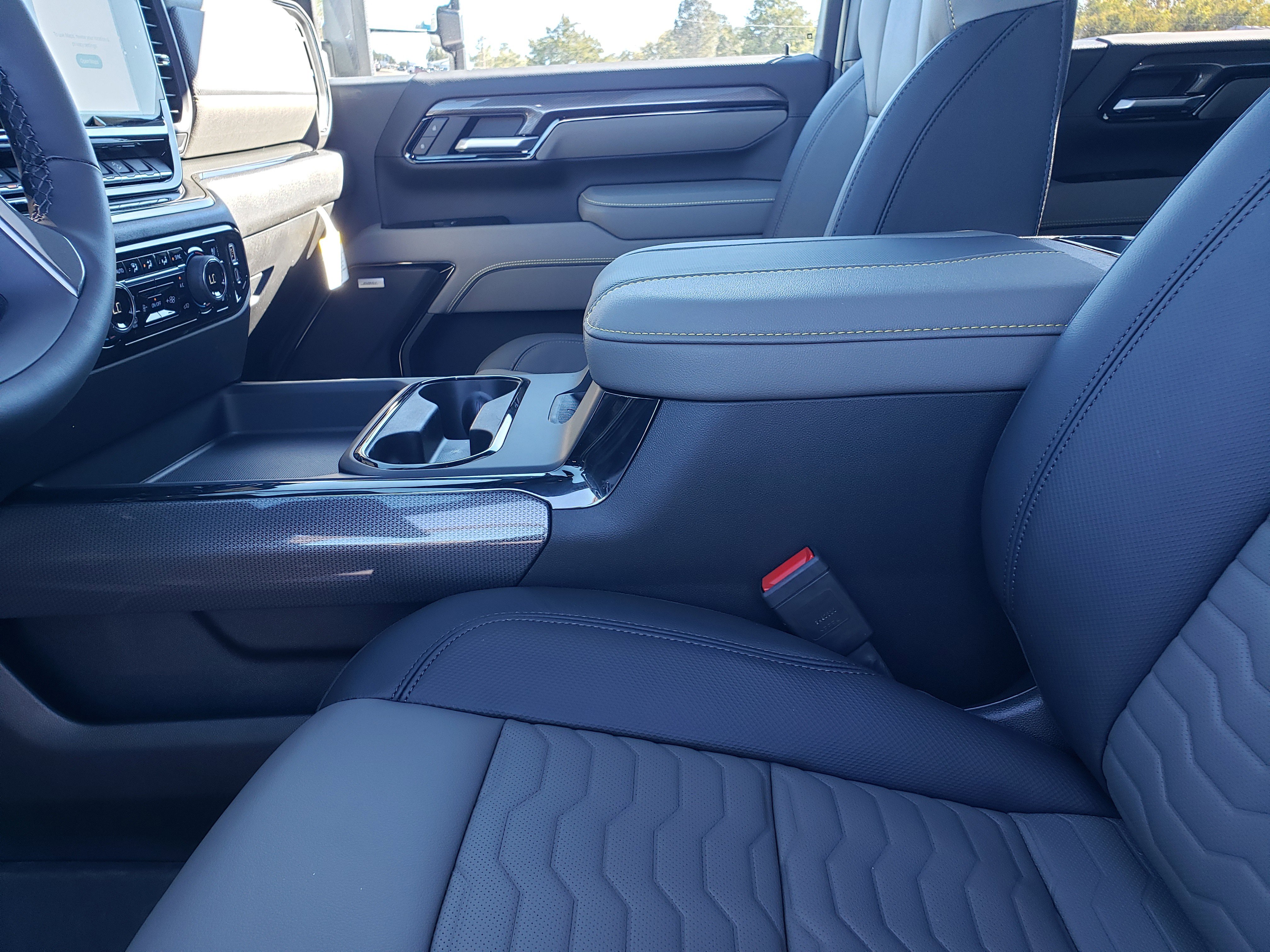 New 2026 Chevrolet Silverado 2500 ZR2 image 26