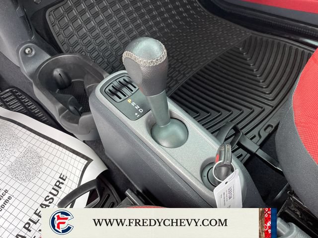 Used 2011 smart fortwo passion RWD image 20