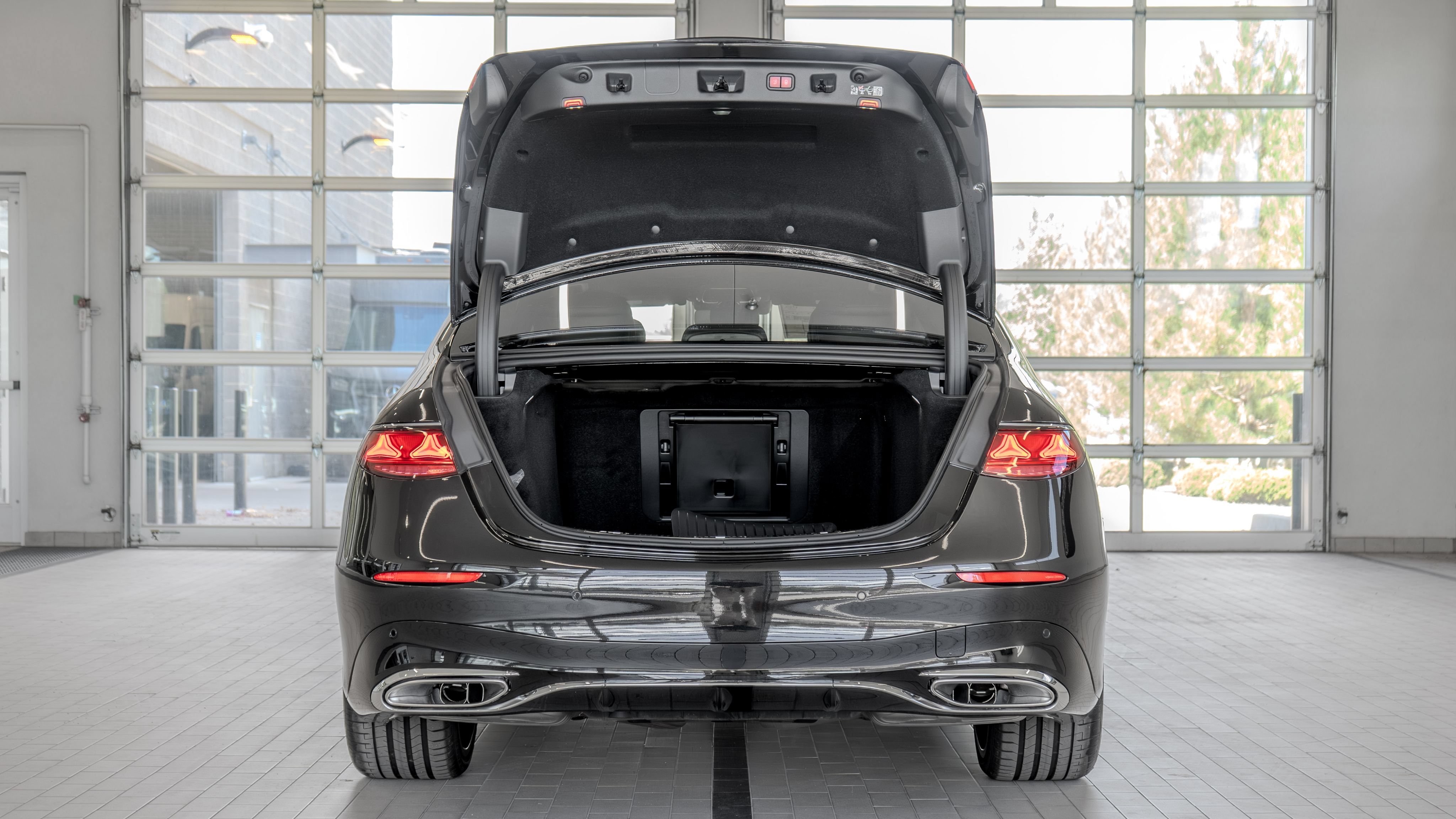 New 2027 Mercedes-Benz S 580 4MATIC Sedan image 16