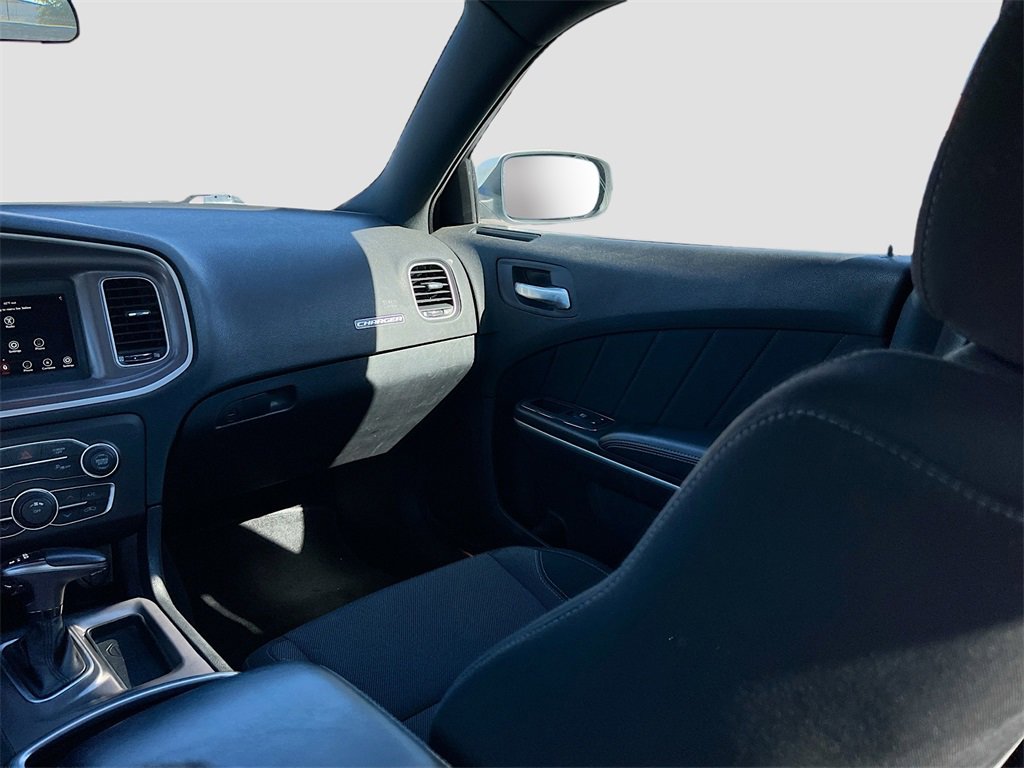 Used 2022 Dodge Charger SXT image 21