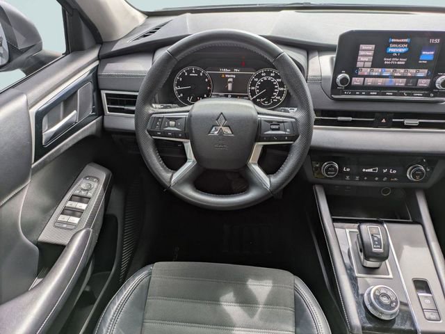Used 2023 Mitsubishi Outlander SE FWD image 18
