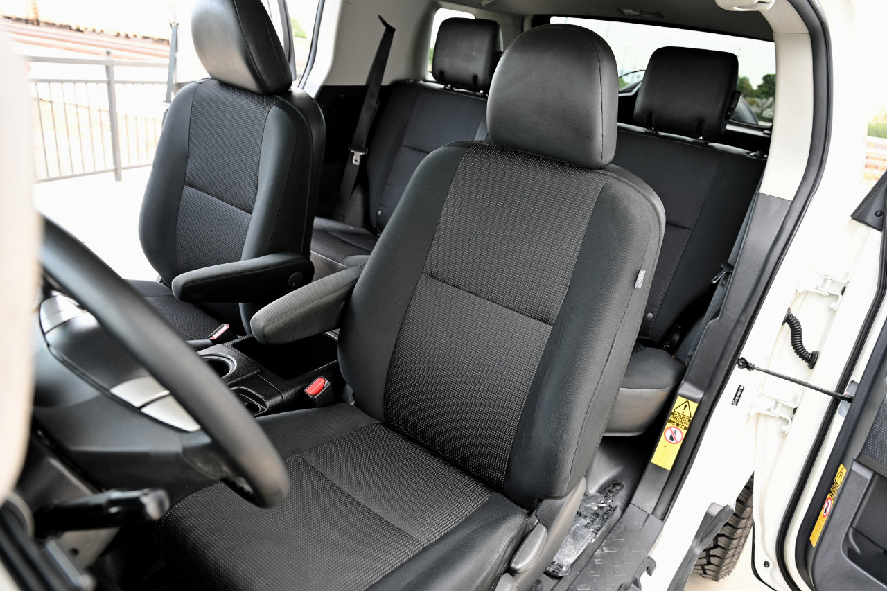 Used 2013 Toyota FJ Cruiser 4WD image 19