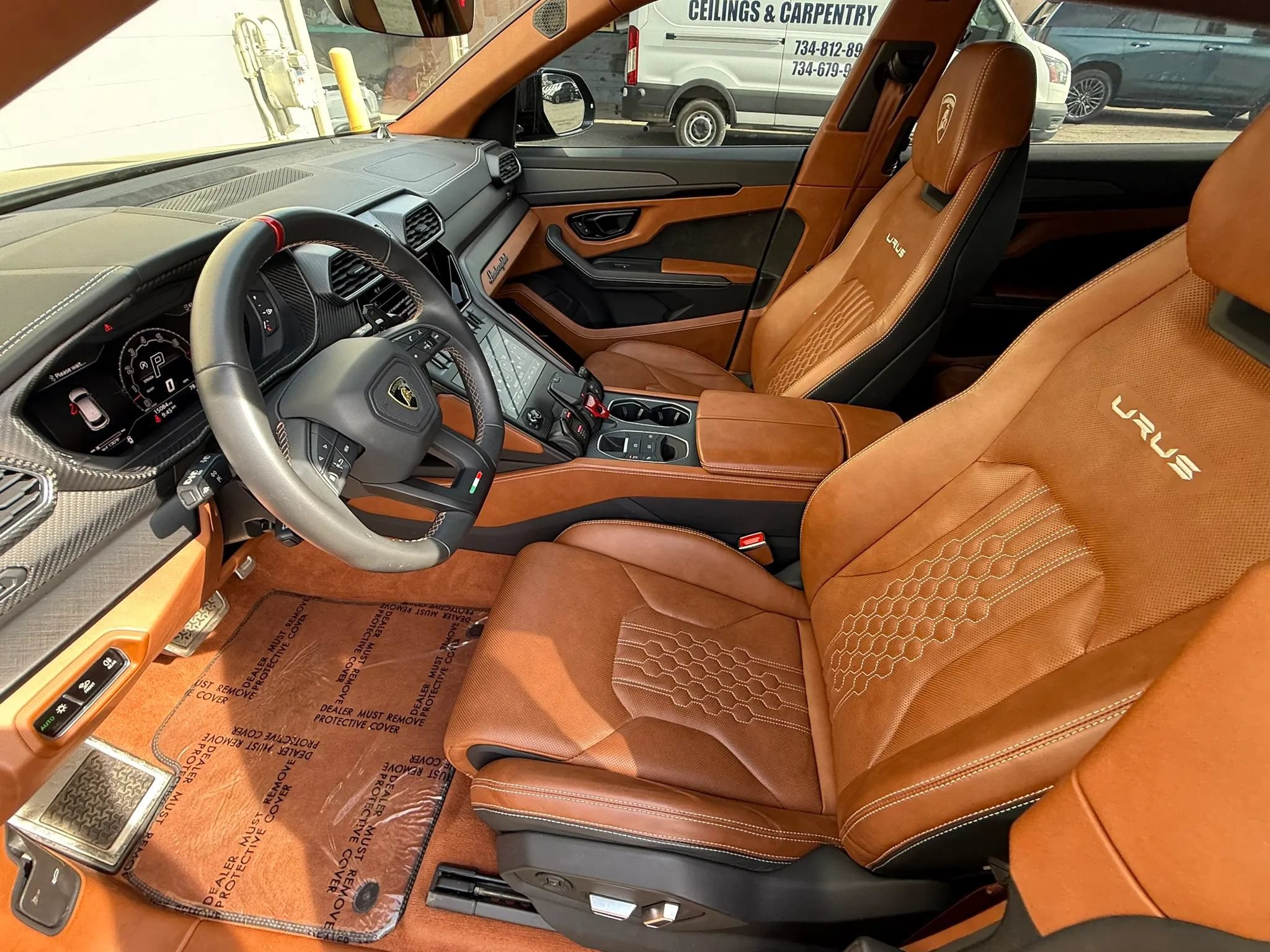 Used 2023 Lamborghini Urus S AWD/4WD image 38
