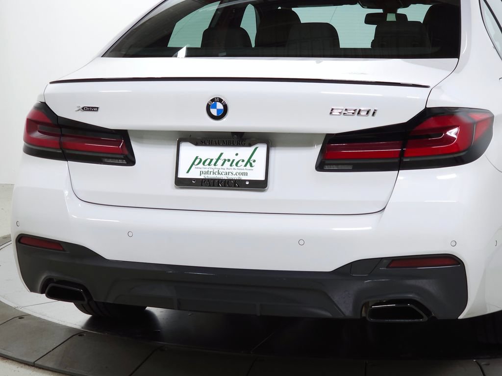 Used 2023 BMW 530i xDrive w/ M Sport Package AWD/4WD image 10