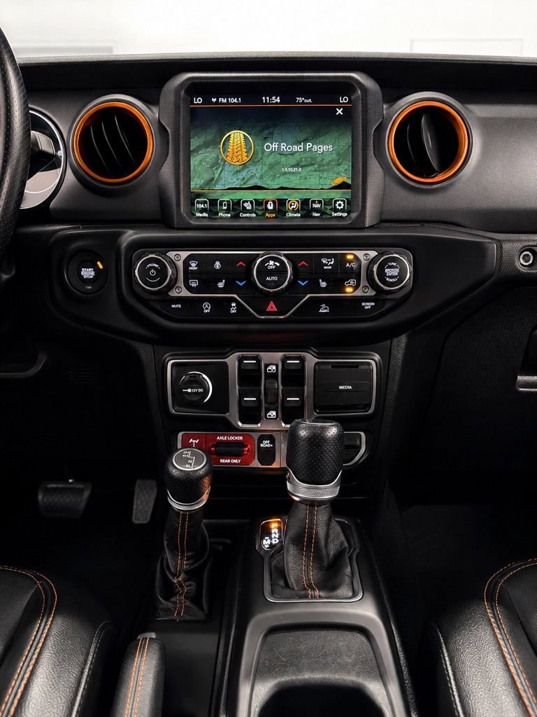 Used 2022 Jeep Gladiator Mojave w/ LED Lighting Group AWD/4WD image 31