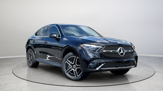 Certified 2026 Mercedes-Benz GLC 300 4MATIC image 1