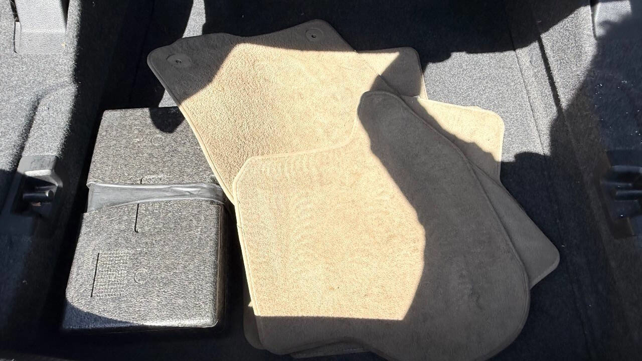 Used 2012 Volkswagen Eos Komfort FWD image 55