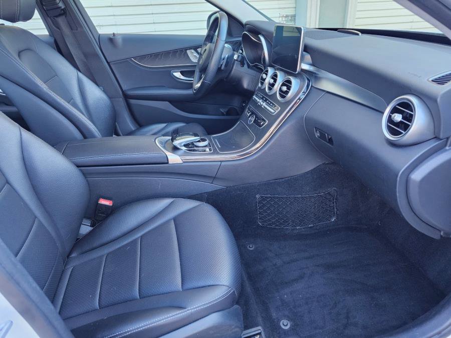 Used 2015 Mercedes-Benz C 300 4MATIC Sedan w/ Premium 1 Package image 9