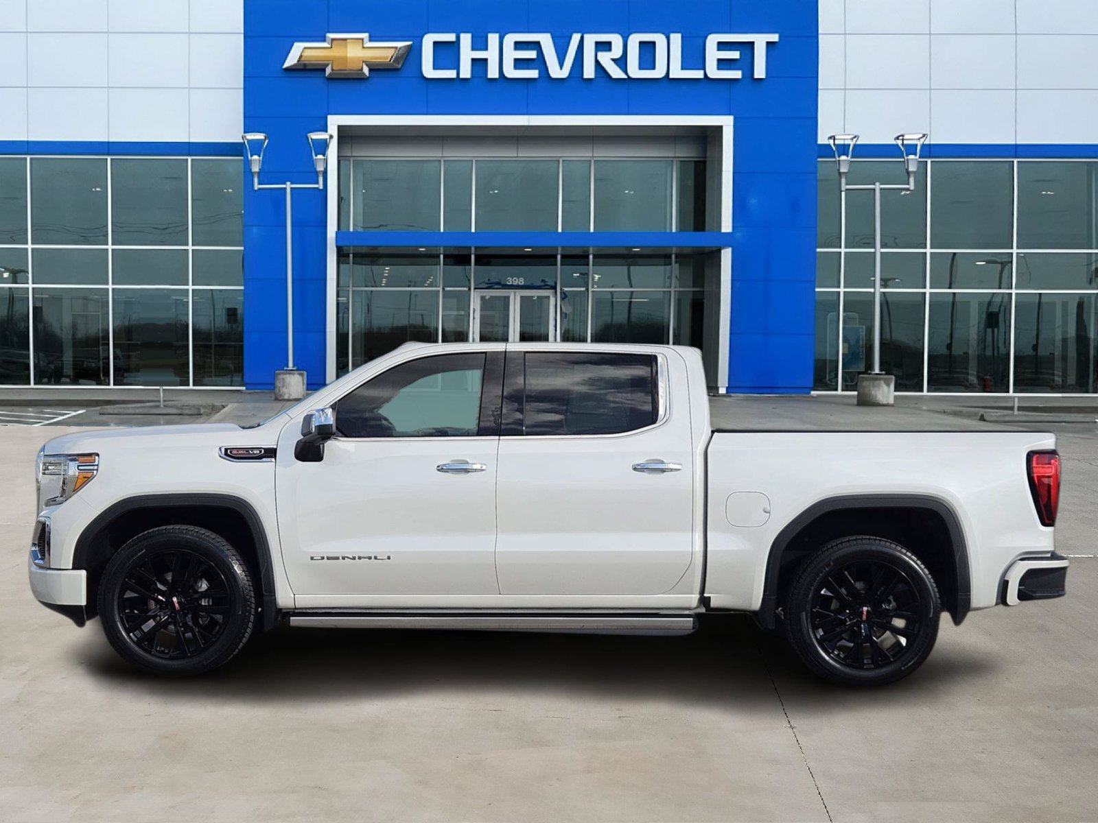 Certified 2019 GMC Sierra 1500 Denali w/ Denali Ultimate Package AWD/4WD image 3