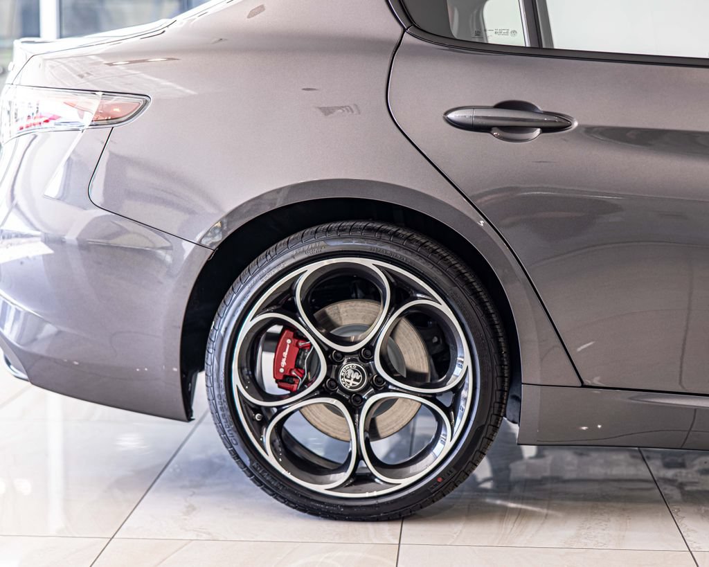 New 2026 Alfa Romeo Giulia AWD w/ Driving Assist Package image 11