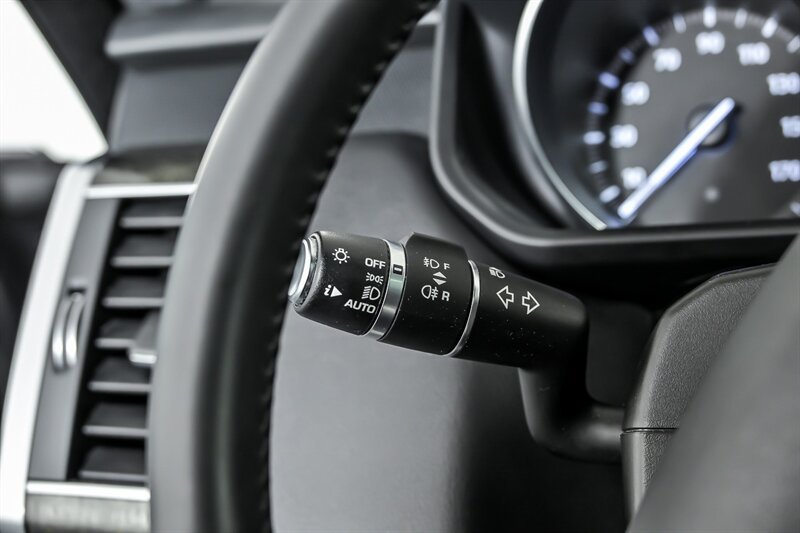 Used 2016 Land Rover Range Rover Sport HSE AWD/4WD image 24