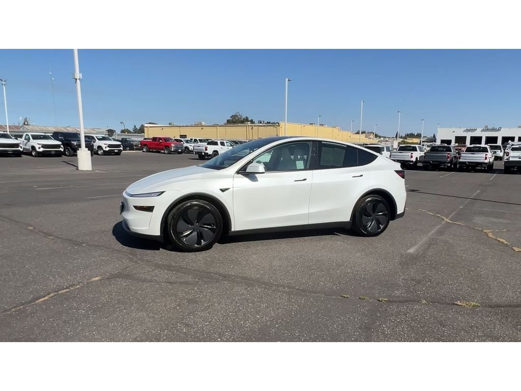 Used 2026 Tesla Model Y Long Range AWD/4WD image 6