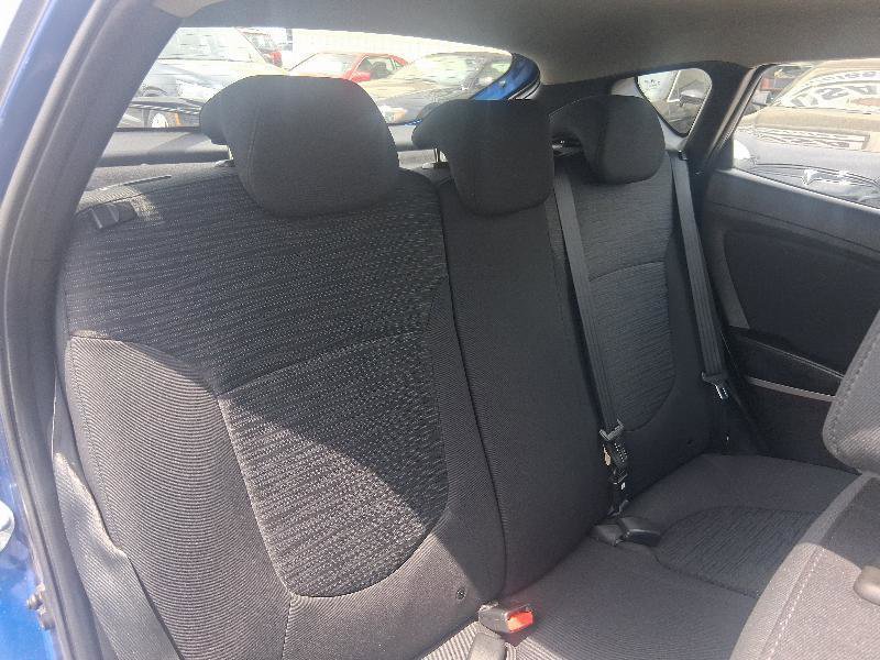 Used 2017 Hyundai Accent SE FWD image 30