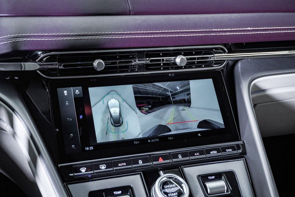 Used 2024 Aston Martin DB12 Coupe RWD image 26