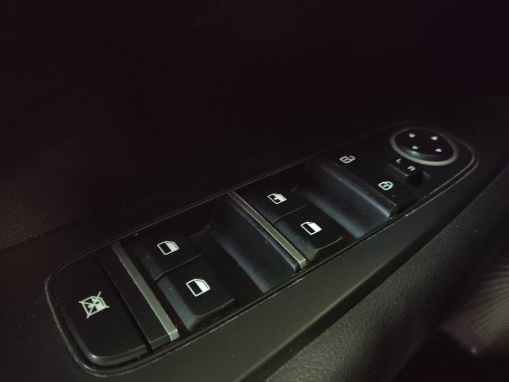 Used 2020 Kia Forte LXS FWD image 27