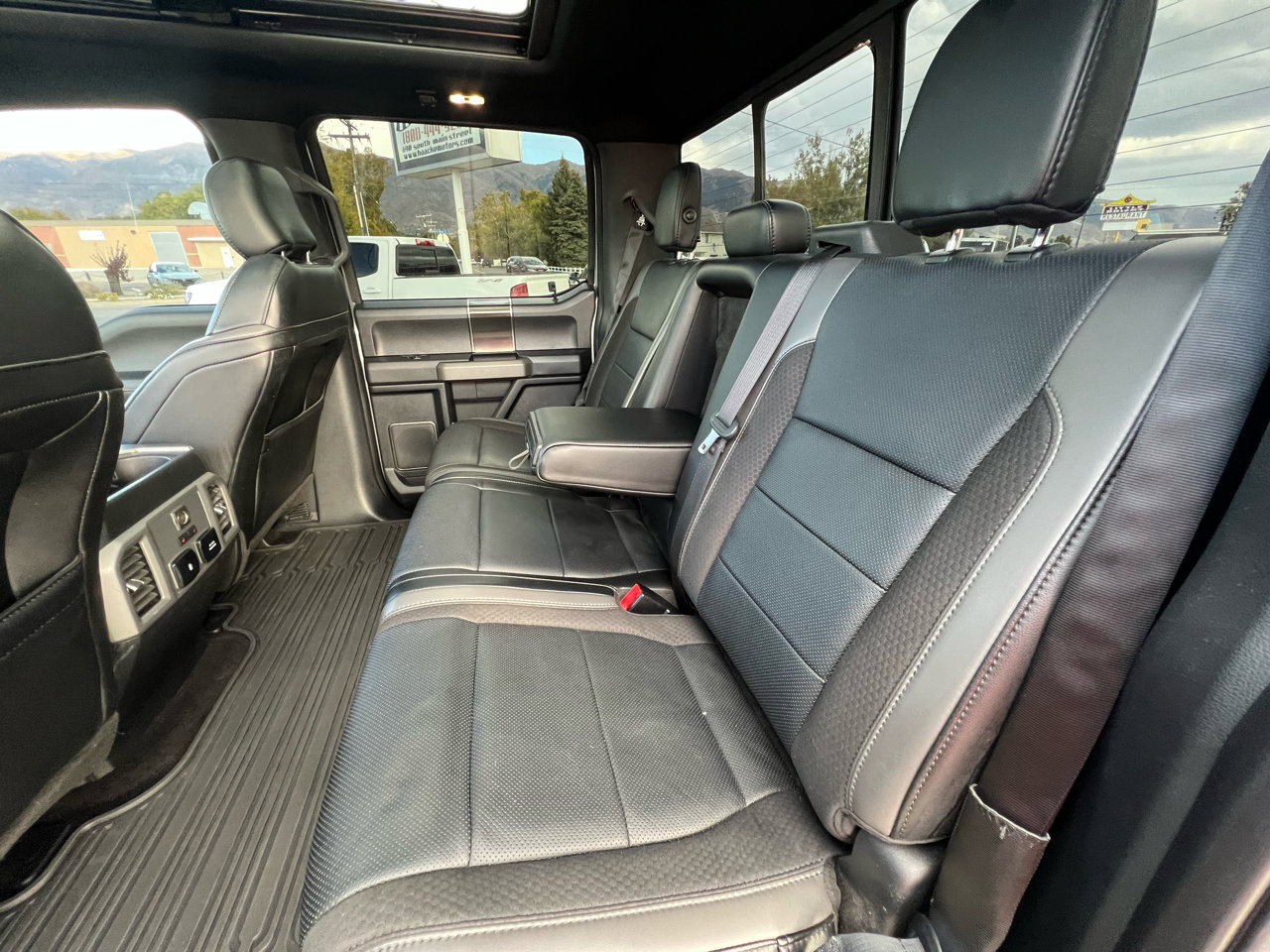 Used 2019 Ford F150 Raptor w/ Equipment Group 802A Luxury image 75