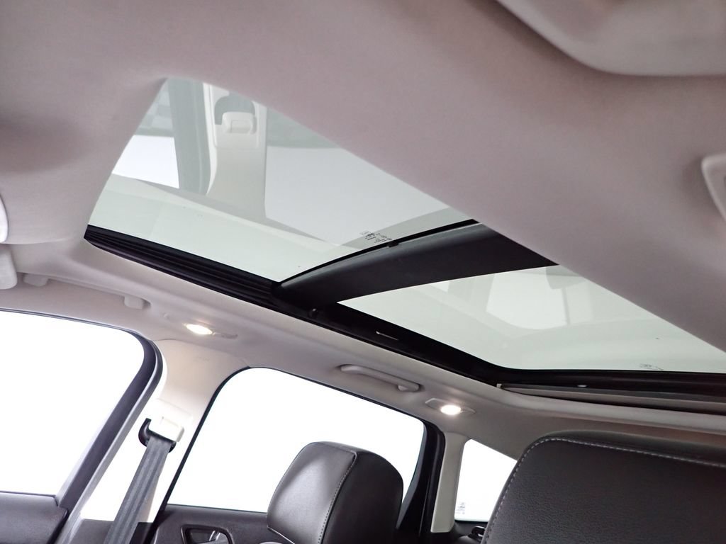 Used 2014 Ford Escape Titanium FWD image 9