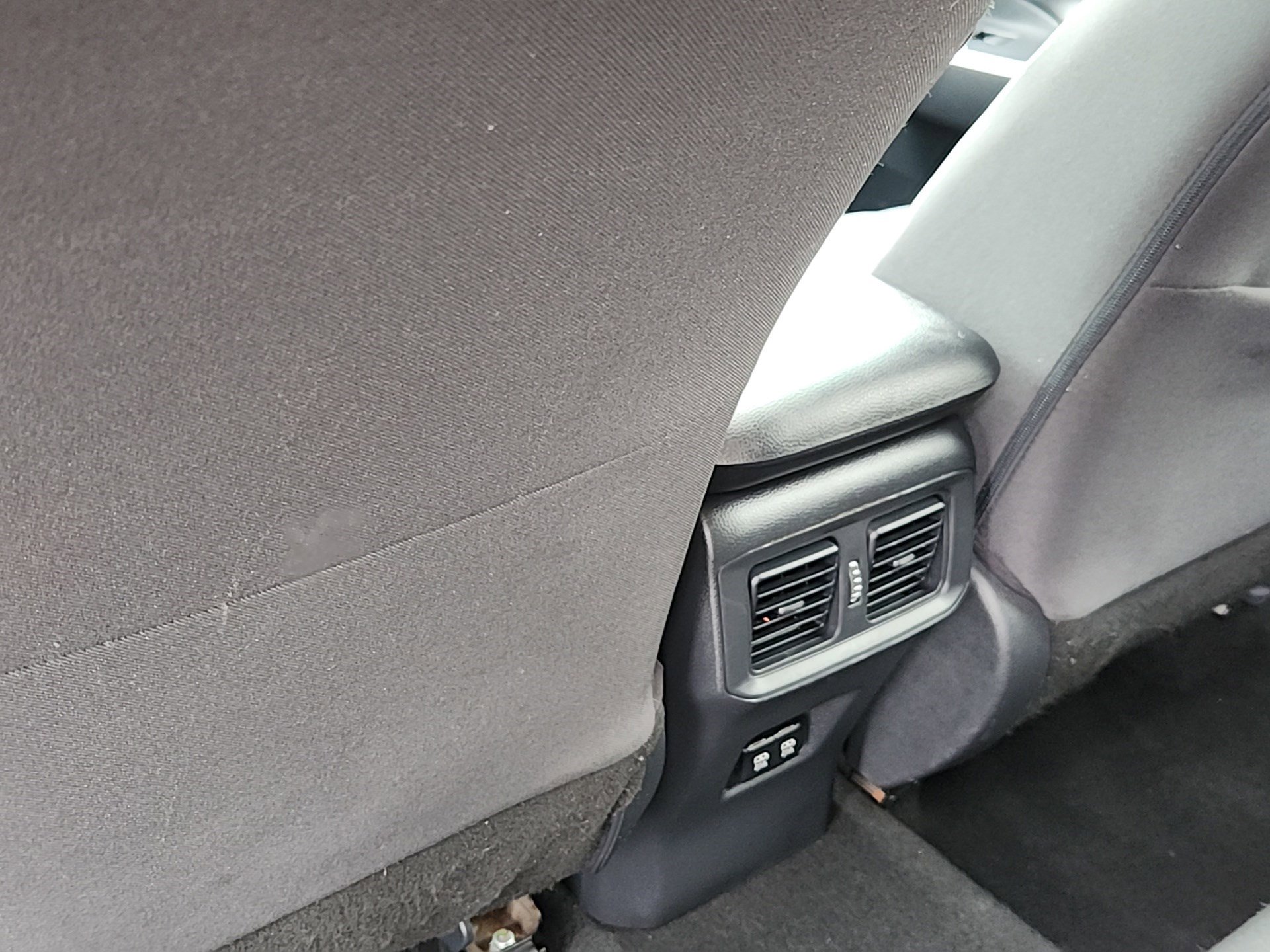Used 2019 Toyota RAV4 XLE w/ Convenience Package AWD/4WD image 25