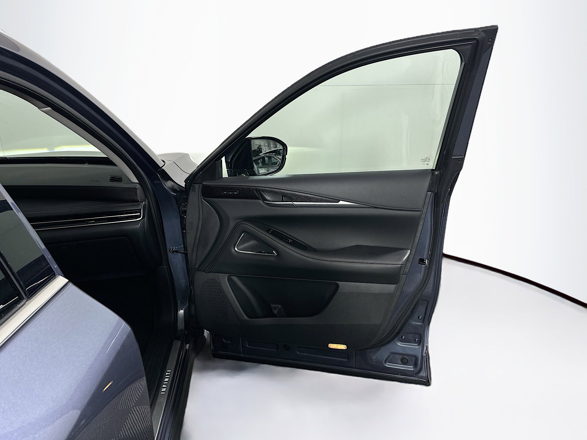 Used 2022 INFINITI QX60 Sensory w/ Vision Package FWD image 36