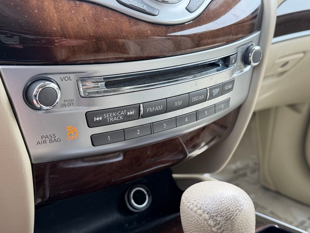 Used 2014 INFINITI QX60 FWD w/ Deluxe Touring Package image 24