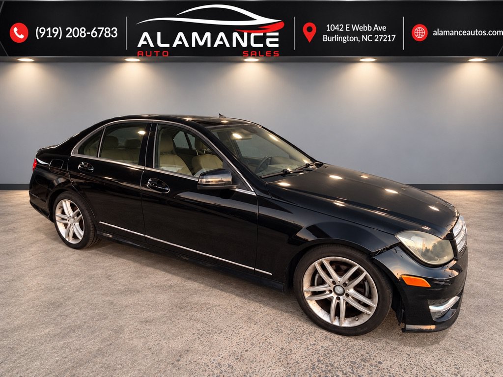 Used 2012 Mercedes-Benz C 300 4MATIC Sedan image 13