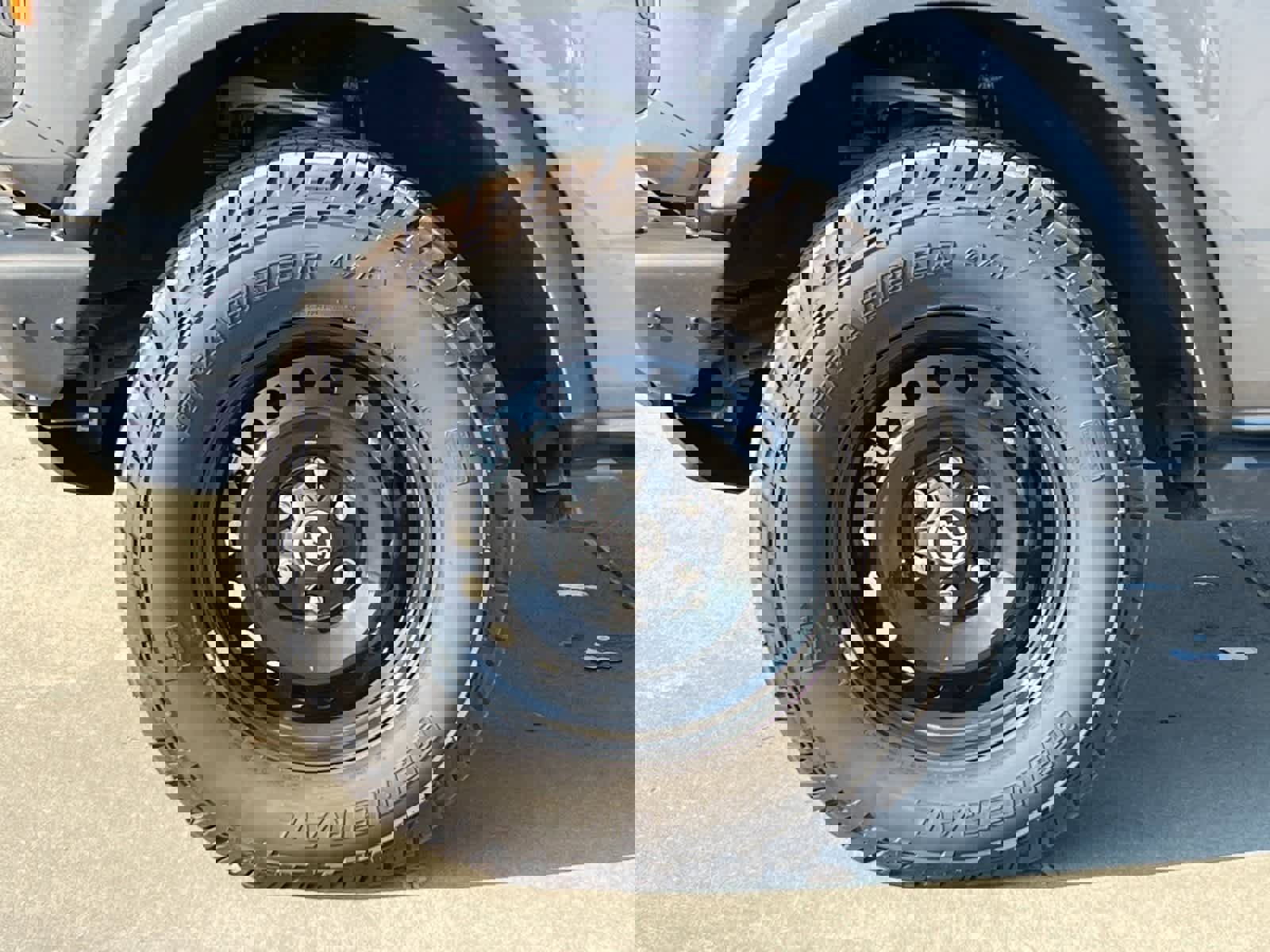 Used 2022 Ford Bronco Black Diamond image 26