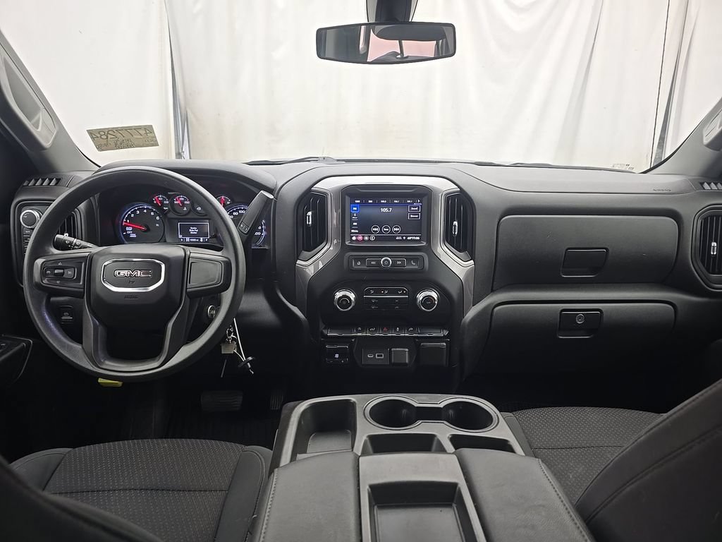 Used 2021 GMC Sierra 1500 4x4 Crew Cab w/ Sierra Value Package image 4