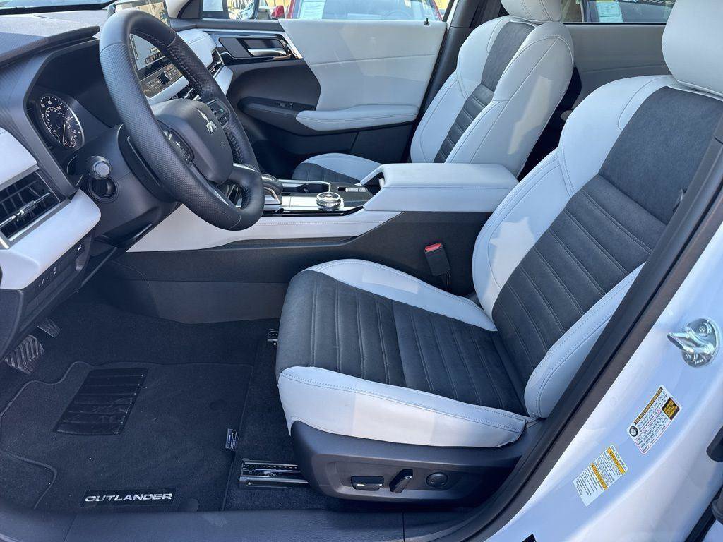 New 2026 Mitsubishi Outlander SE FWD image 23