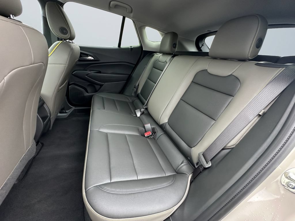 New 2026 Chevrolet Trax ACTIV w/ Driver Confidence Package FWD image 13