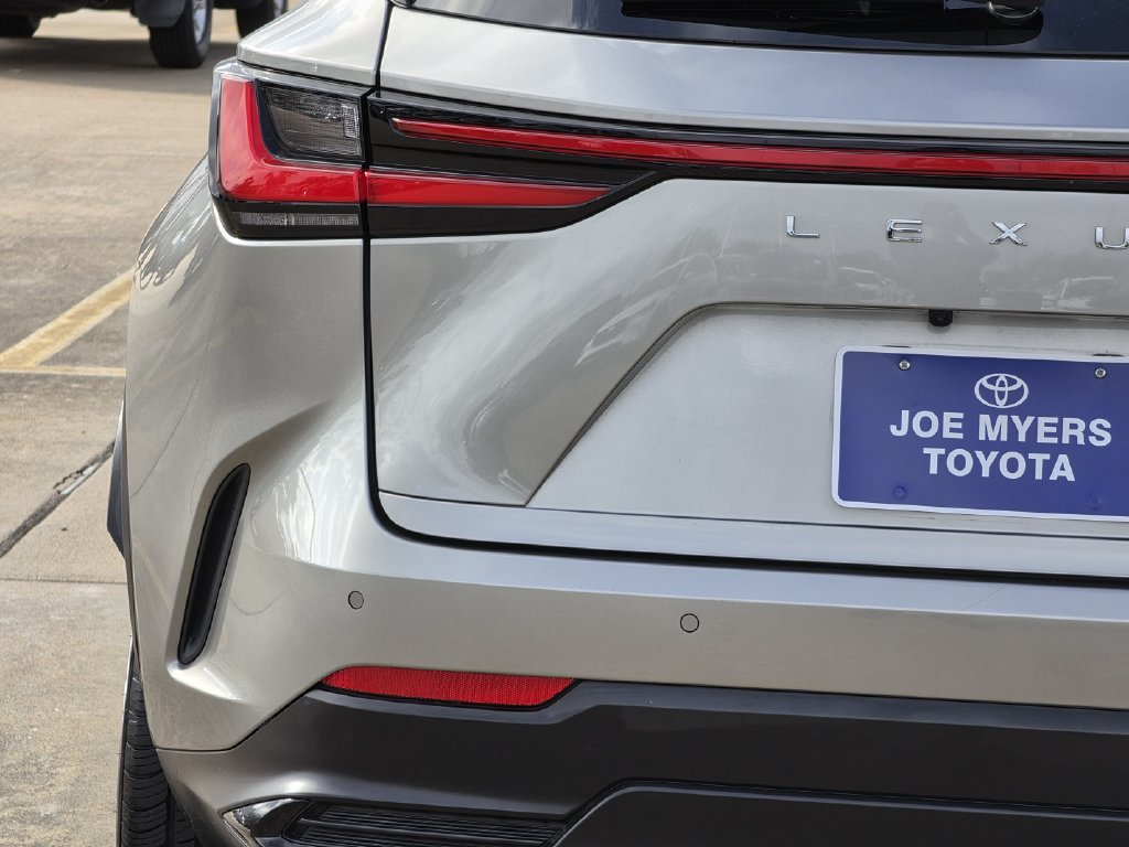 Used 2024 Lexus NX 350 AWD w/ Vision Package image 10