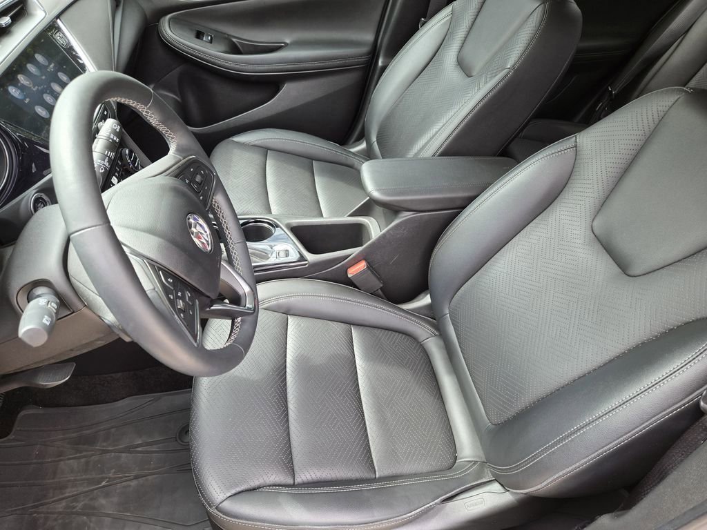 Used 2023 Buick Encore GX Essence w/ Advanced Technology Package FWD image 18
