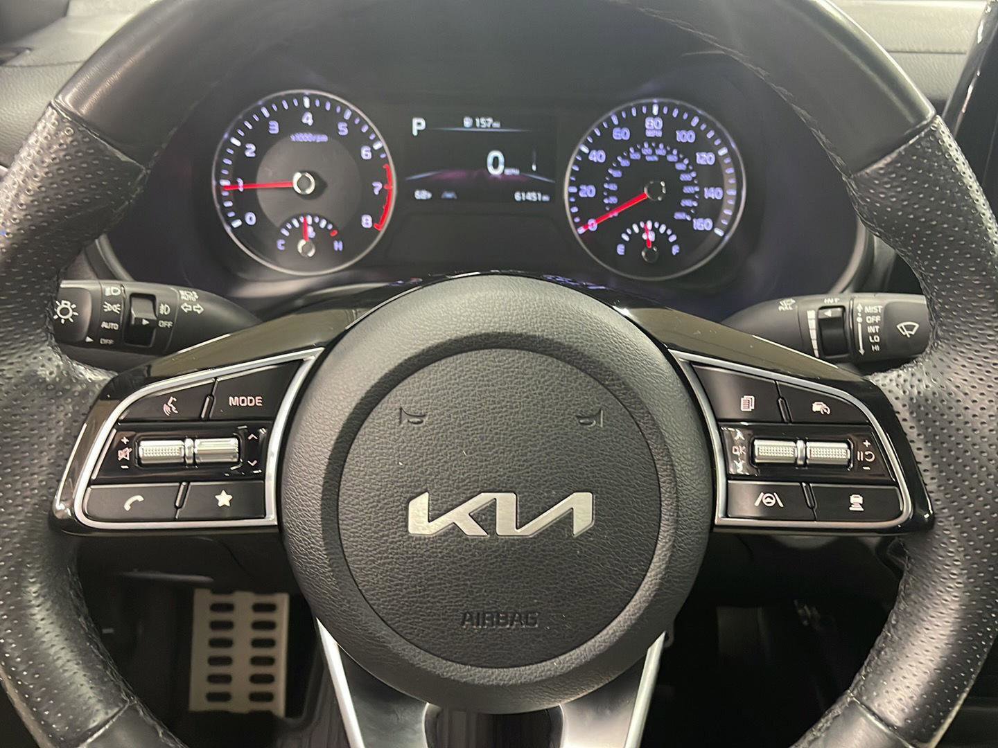 Used 2022 Kia Forte GT-Line w/ GT-Line Premium Package image 12