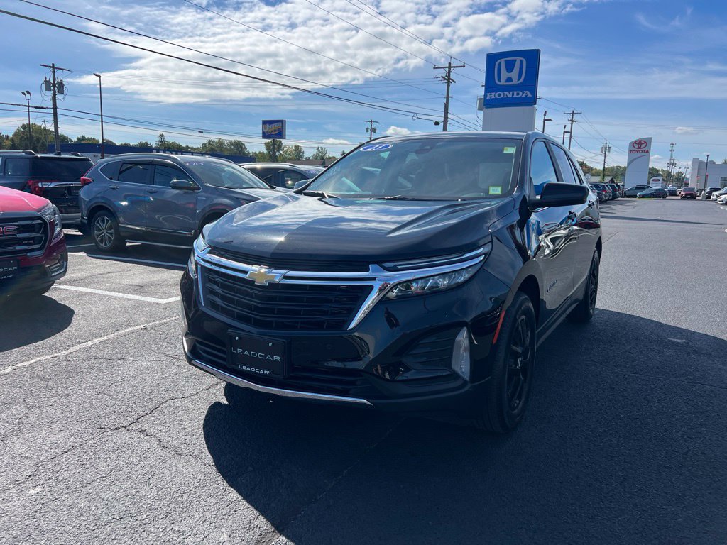 Used 2023 Chevrolet Equinox LT FWD image 1