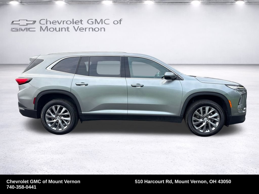 Used 2025 Buick Enclave Preferred AWD/4WD image 7