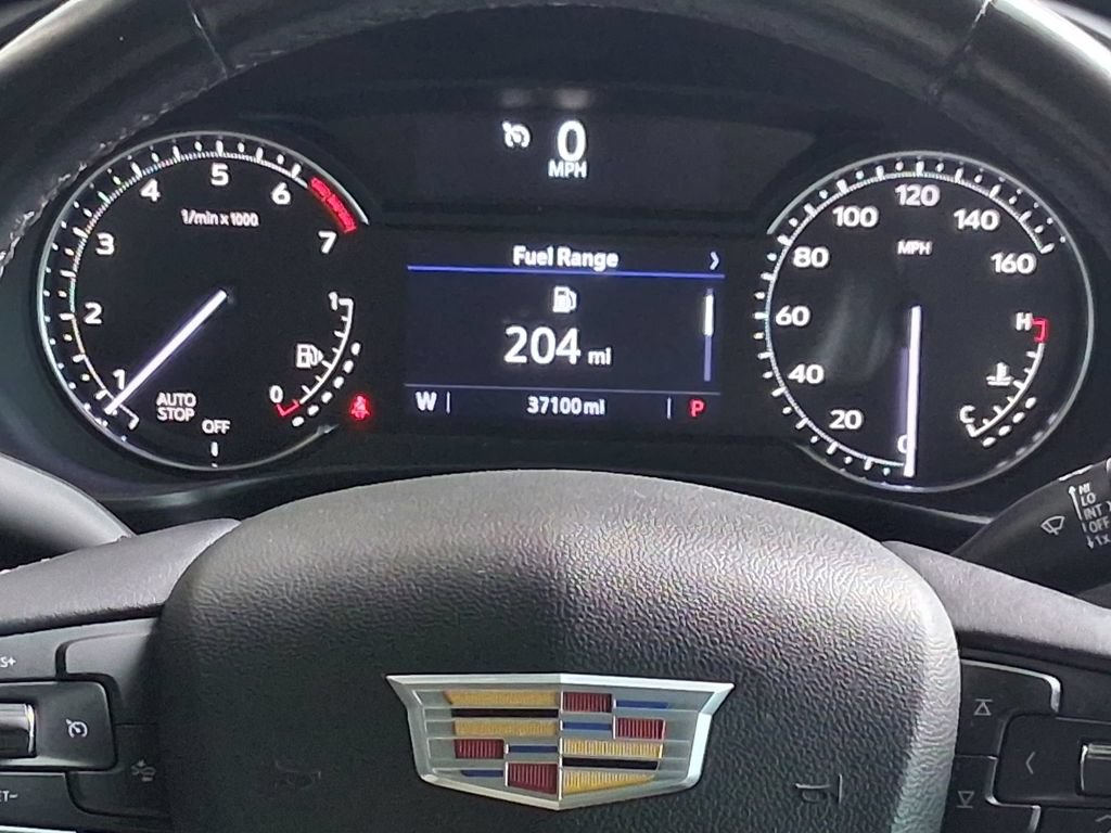Used 2023 Cadillac XT4 Luxury FWD image 13
