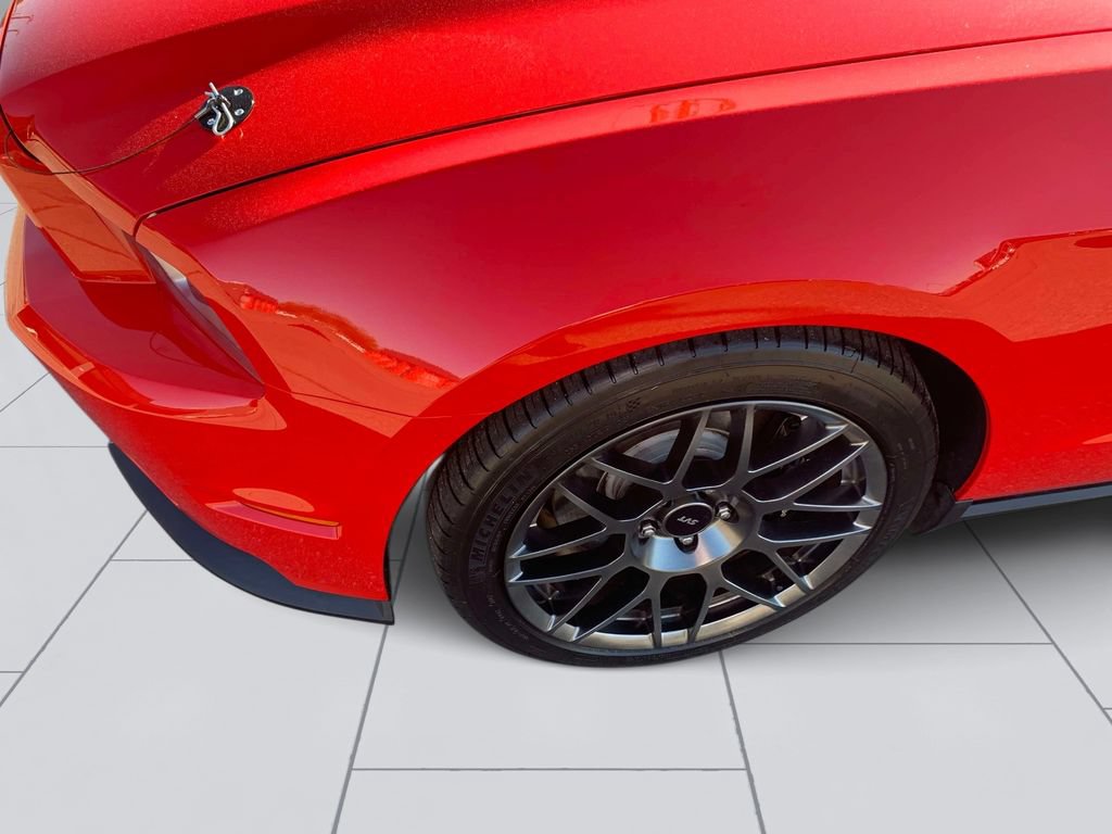 Used 2012 Ford Mustang Shelby GT500 w/ SVT Performance Pkg RWD image 13
