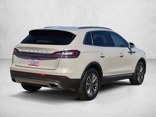 Used 2023 Lincoln Nautilus AWD image 5