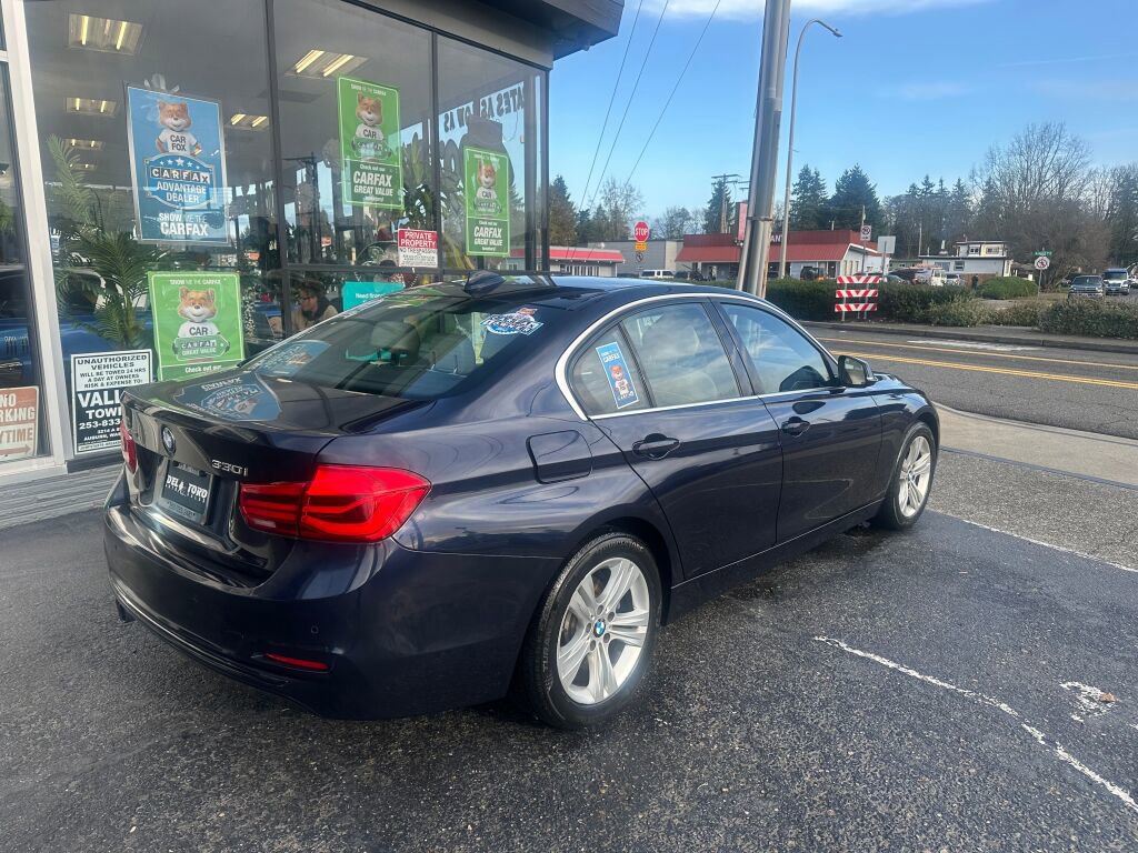 Used 2017 BMW 330i xDrive Sedan image 5