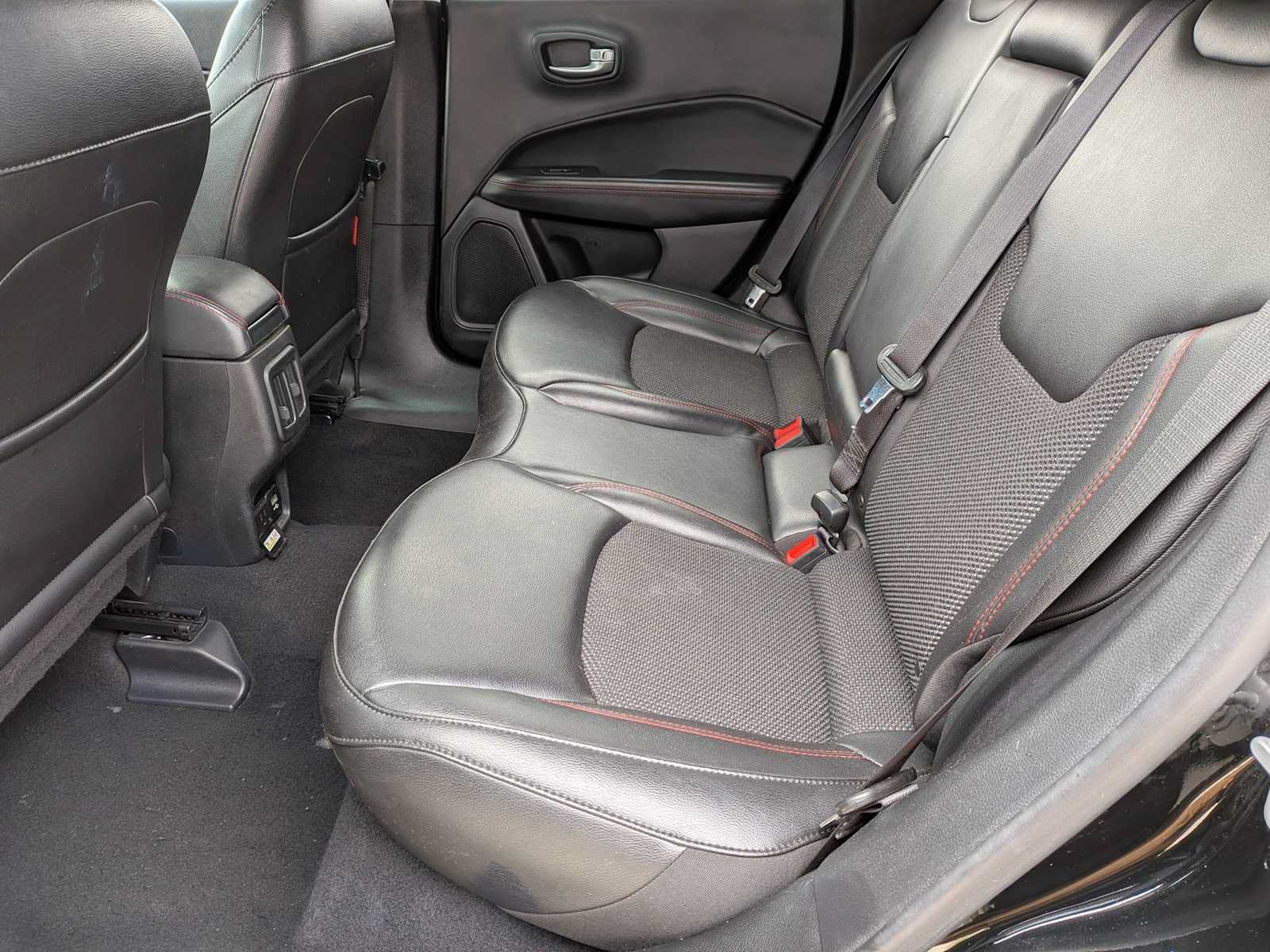 Used 2021 Jeep Compass Trailhawk AWD/4WD image 17