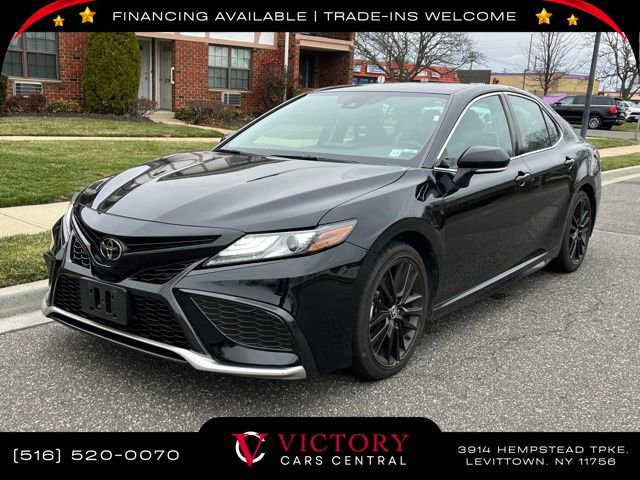 Used 2023 Toyota Camry XSE image 1