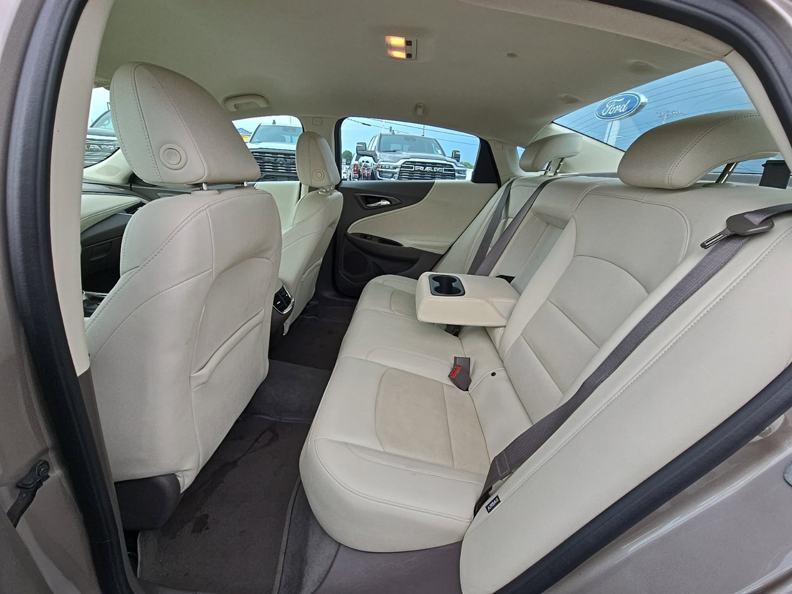 Used 2024 Chevrolet Malibu LT FWD image 35