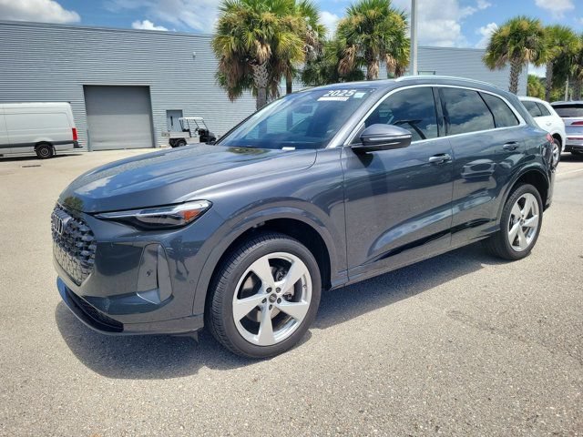 Certified 2025 Audi Q5 Premium w/ Premium Plus AWD/4WD image 4