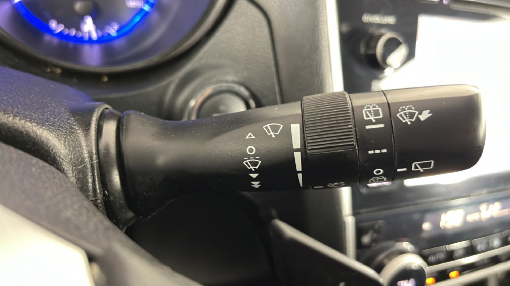 Used 2018 Subaru Outback 2.5i Limited AWD/4WD image 29