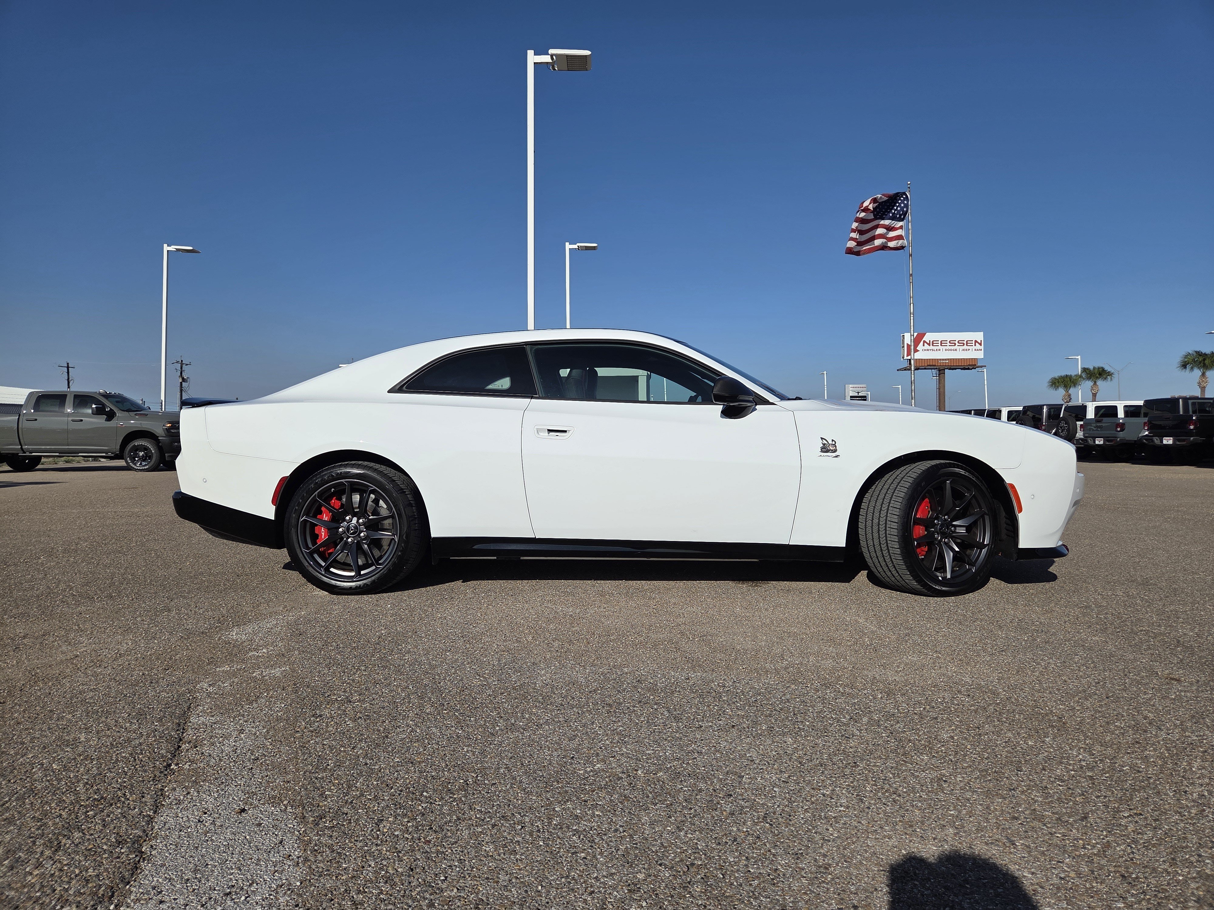 Used 2024 Dodge Charger Daytona Scat Pack w/ Plus Group AWD/4WD image 8
