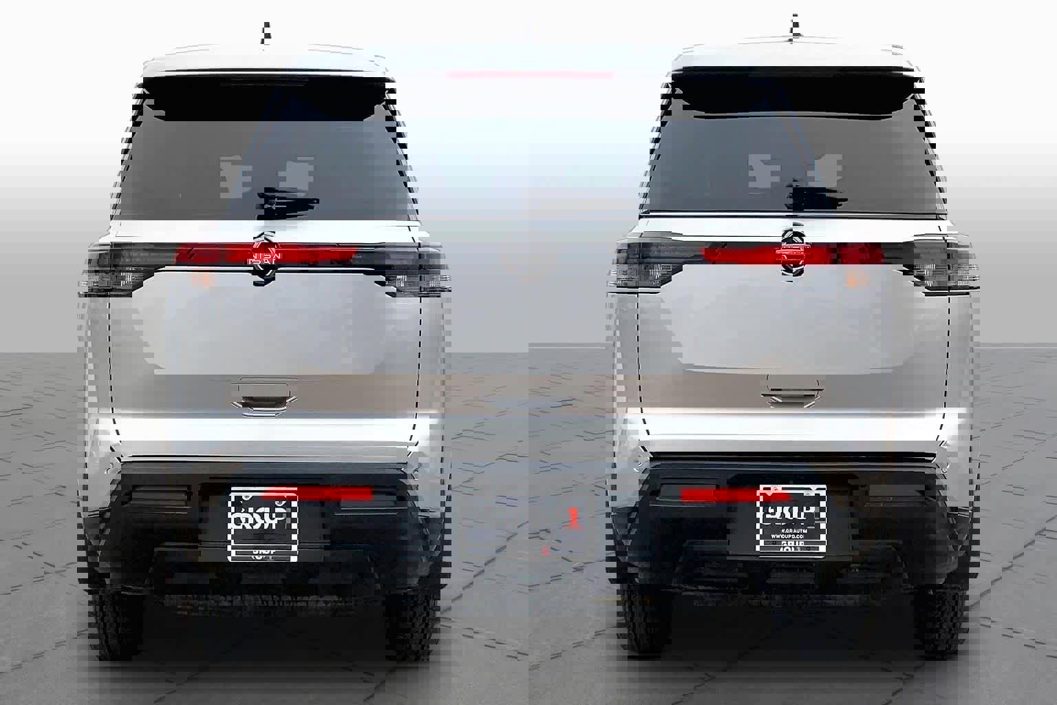 Used 2023 Nissan Pathfinder S FWD image 5