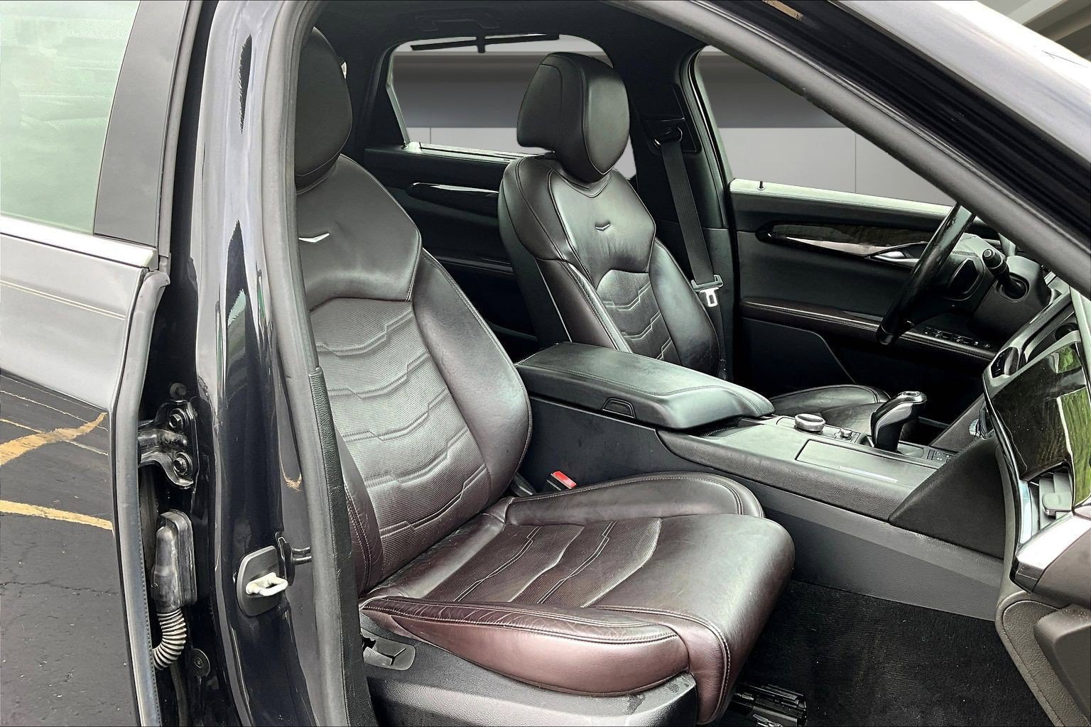 Used 2019 Cadillac CT6 Premium Luxury w/ Active Chassis Package 20" AWD/4WD image 29
